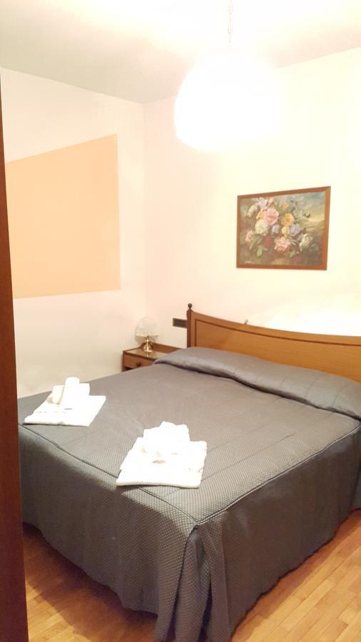 Hotel Castello Монжове Екстер'єр фото
