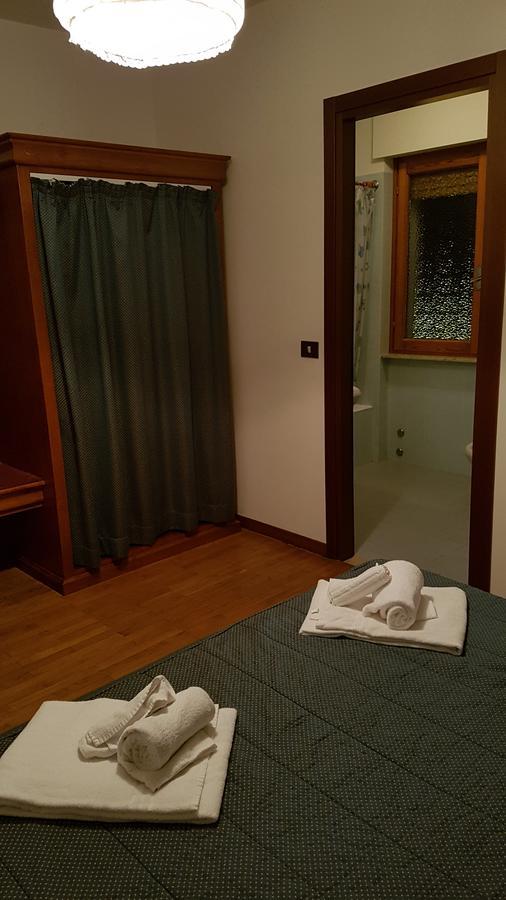 Hotel Castello Монжове Екстер'єр фото